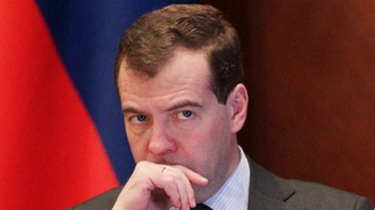 "Власть умножили на ноль": Медведев предсказывает Украине гражданскую войну