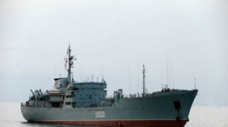Освобожденный корабль "Донбасс" выдвинулся из Севастополя в Одессу
