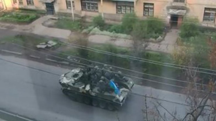 Сепаратисты захватили и разоружили шесть БТРов в Краматорске