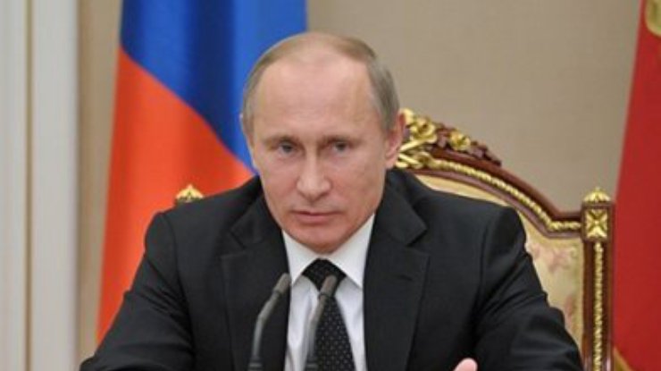 Путин: Военные РФ встали за спиной самообороны Крыма, чтобы помочь провести референдум