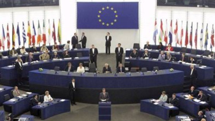 Европарламент призвал ЕС усилить санкции в отношении России