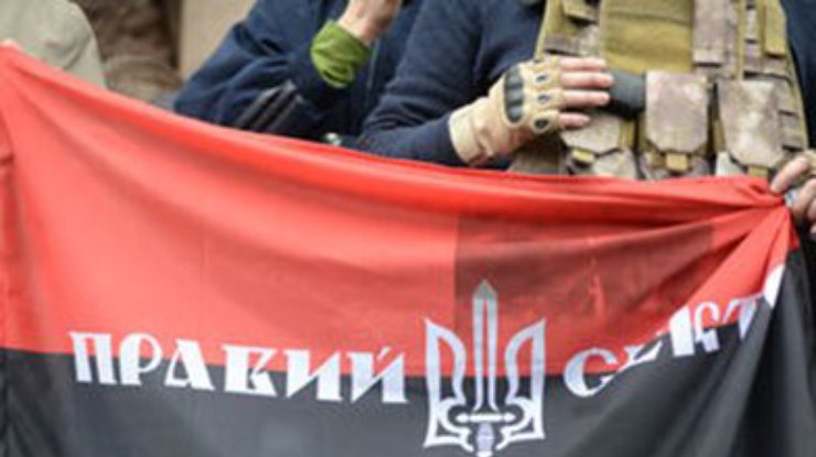 "Правый сектор" заявляет о возможных провокациях в Харькове во время пасхальных праздников