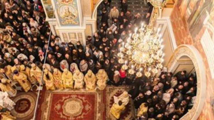 "Интер" покажет богослужение из Свято-Успенского собора Киево-Печерской Лавры