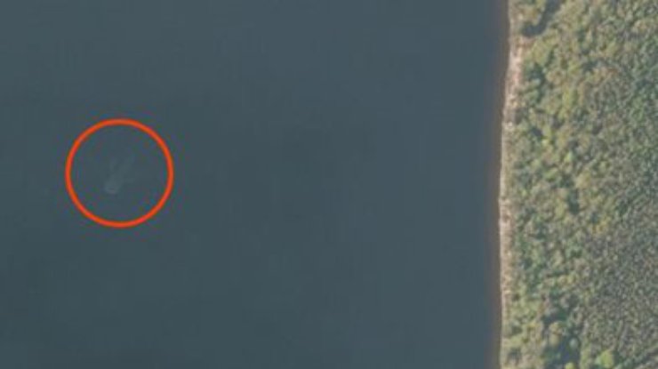 Спутник Apple сфотографировал лох-несское чудовище