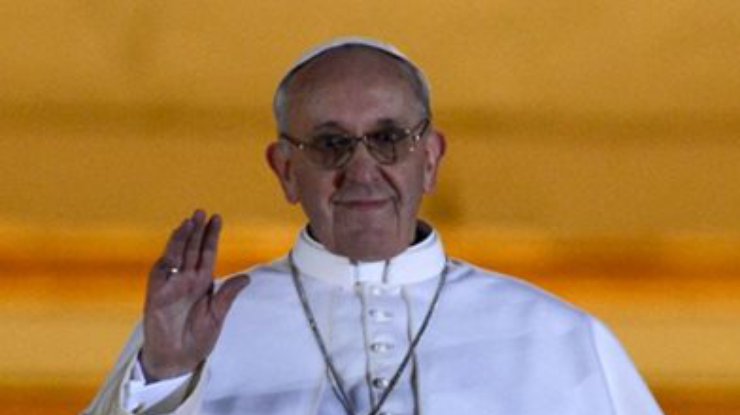 Папа римский в ходе пасхальной мессы помолился за мир в Украине