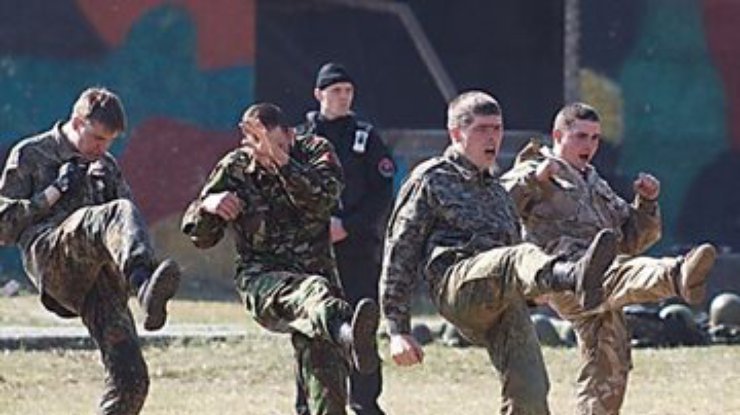 На Прикарпатье объявили полную мобилизацию для проведения военных учений
