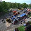 В результате столкновения троллейбуса и грузовика в Киеве пострадали 22 человека (видео)