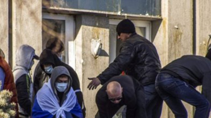 Сепаратисты захватили Луганскую облпрокуратуру