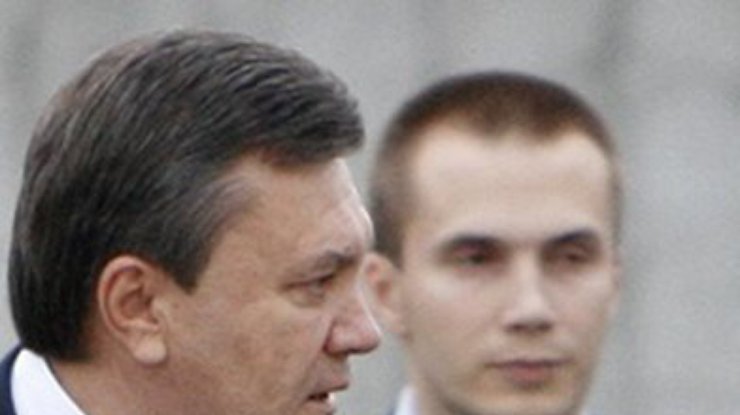 Янукович руководил преступным синдикатом, укравшим более 100 млрд долларов - ГПУ