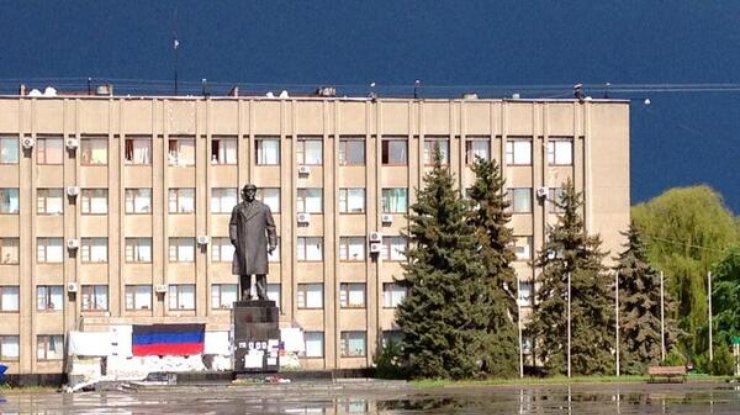 МВД о спецоперации в Славянске: 4 человека погибли, 30 - ранены (фото, видео)