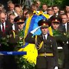Украинцы в День победы заменили георгиевские ленты на красные маки