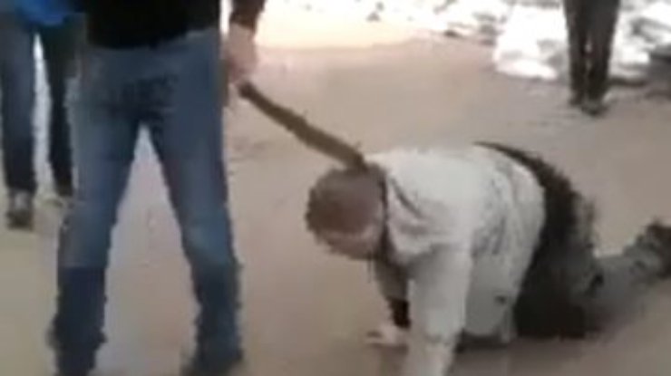 Активиста Михаила Логвиненко в Луганске заковали в цепь и били плеткой (видео)