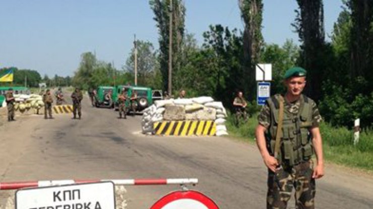 К селу Дмитровка из России направляются 40 камазов с чеченцами, - пограничники