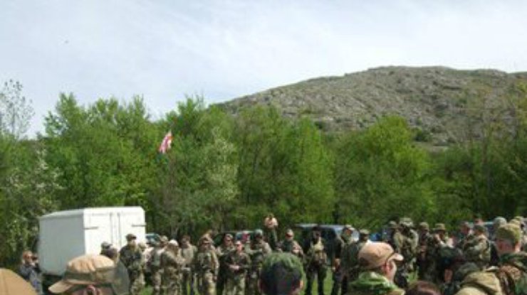 Инструкторы с Кавказа проводили подготовку сепаратистов в Крыму (фото)
