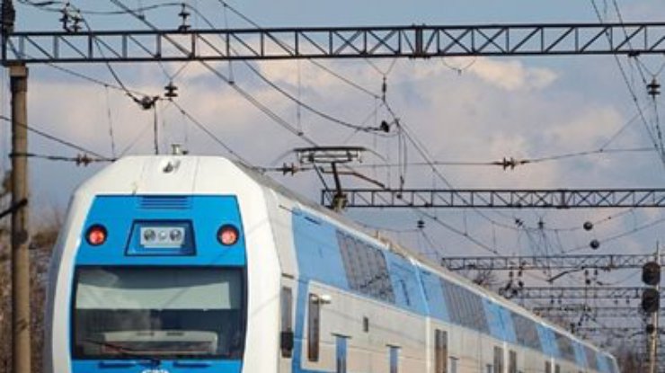 Террористам Донецка из Симферополя поездом возили бинты и медикаменты