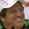 Тренер сборной Мексики уснул на пресс-конференции (видео)
