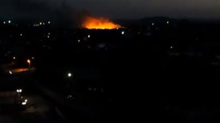 На борту сбитого в Луганске Ил-76 могли погибнуть все 49 военных (видео)
