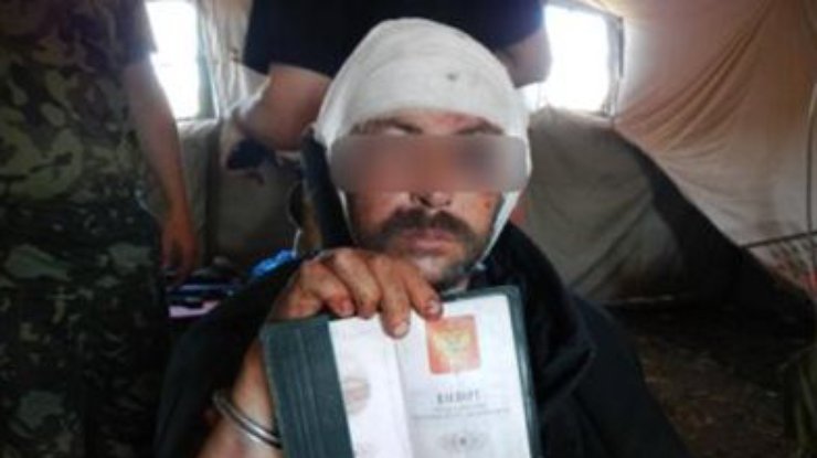 Под Славянском задержали пьяного россиянина, прибывшего убивать за 1000 долларов (фото, видео)