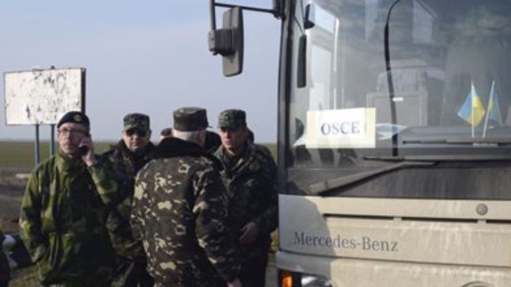 Террористы в ближайшие часы освободят еще четверых наблюдателей ОБСЕ
