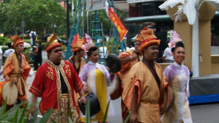 В Сингапуре прошел крупнейший в истории государства гей-парад