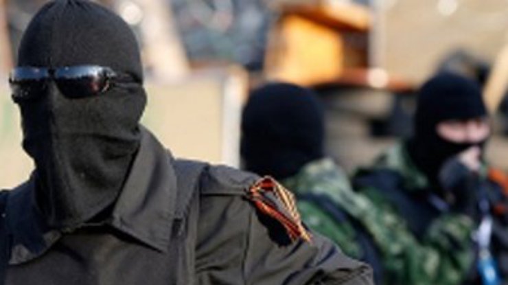 Перемирие террористов: Под Кривой Лукой убит военный, 8 раненых
