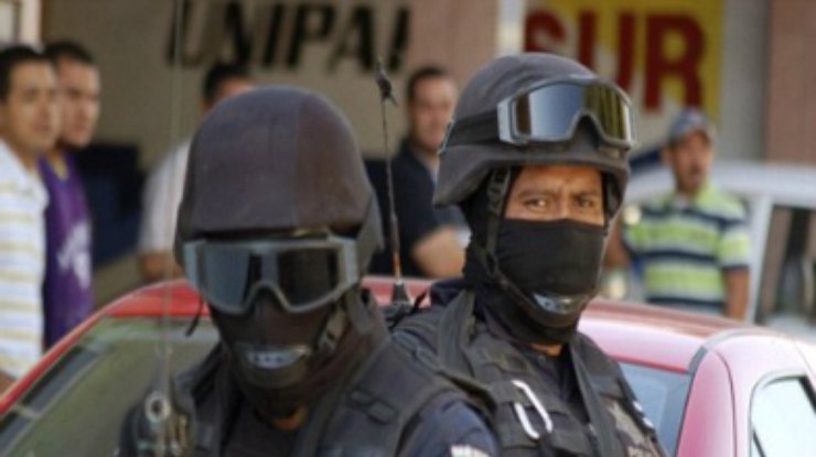 В Мексике уничтожили более 20 представителей наркокартеля