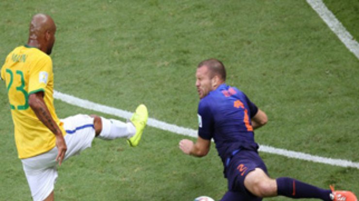 Нидерланды впервые завоевали бронзу на ЧМ-2014, обыграв Бразилию 3:0 (фото)