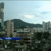 Влада Гонконгу виселить мешканців з дахів (відео)