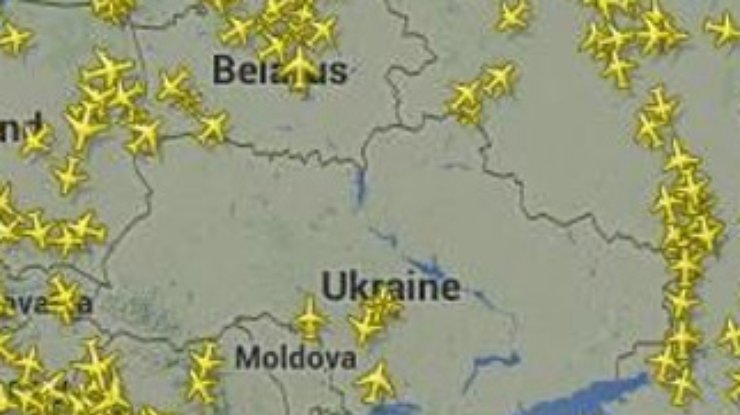 Авиакомпании решили облетать территорию Украины