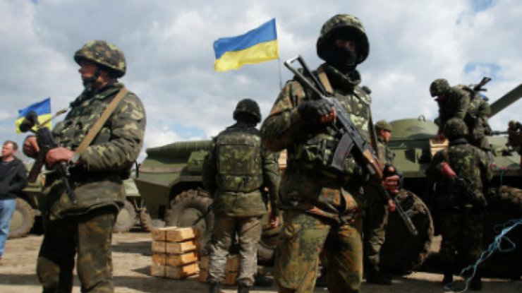Военные взяли под контроль юго-восточную часть Луганска и разблокировали городской аэропорт