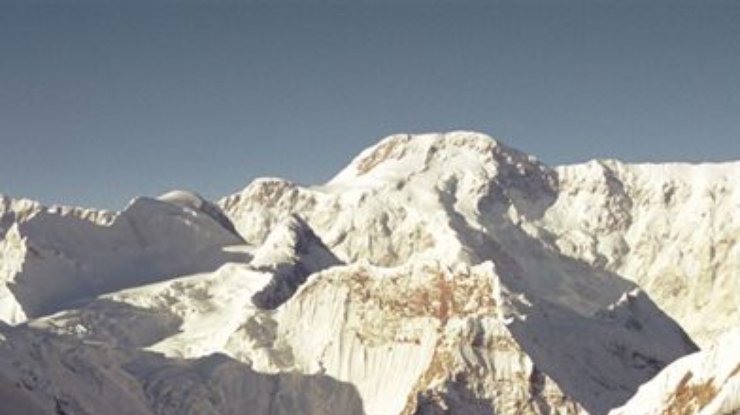 В горах Кыргызстана от сердечного приступа умер альпинист из Украины