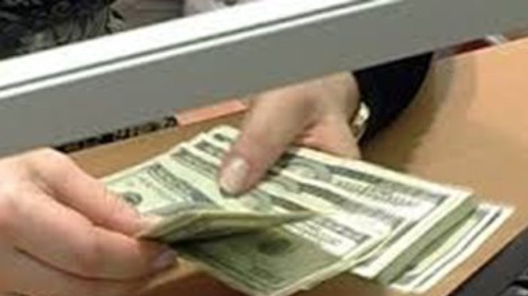 Доллар на межбанке взлетел до 11,95 гривен