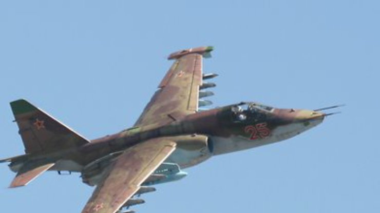 В Краснодонском районе Луганской области террористы сбили самолет Су-25