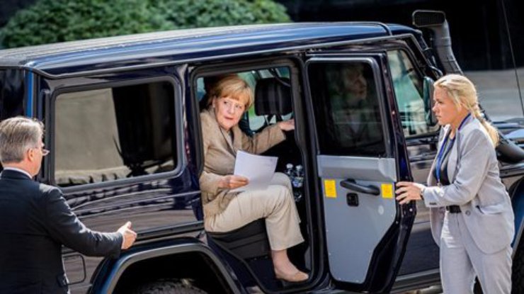 Меркель призвала Кличко использовать немецкие контакты для развития Киева