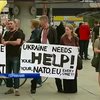 Украинцы Берлина в вышиванках протестовали против российской агрессии