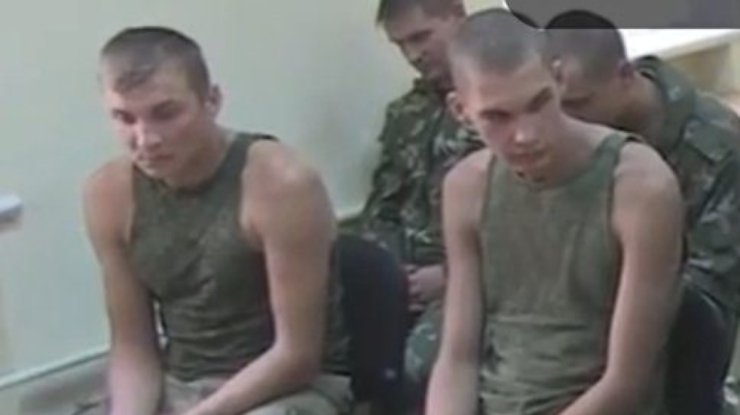 Украина готова вернуть задержанных российских десантников родителям