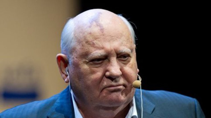 Горбачев предрекает страшное побоище в Европе в случае вмешательства России на Донбасс