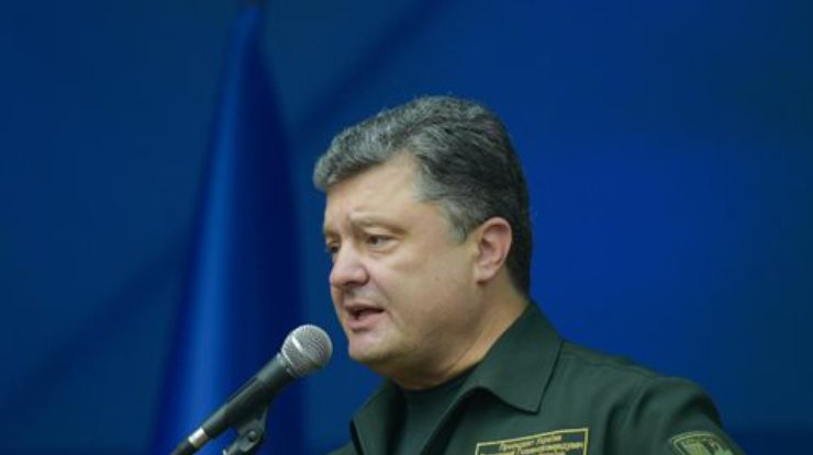 Порошенко объявил об освобождении 1200 пленных заложников после перемирия