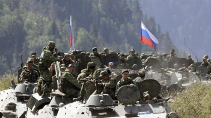 Россия выдвинула 4 тыс. военных и технику из Крыма в сторону Украины
