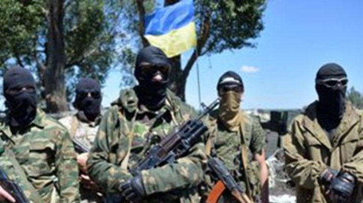 Украинские войска покидают города Донбасса, чтобы не попасть в окружение