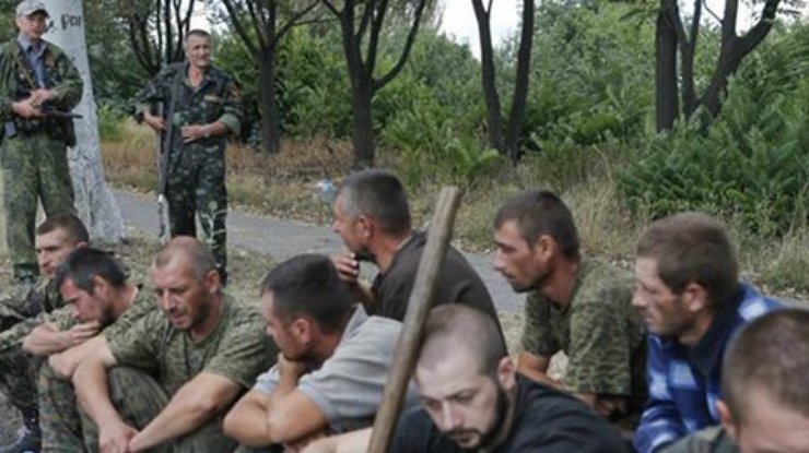Украинская армия обменялась 28 пленными с террористами ДНР (обновлено)