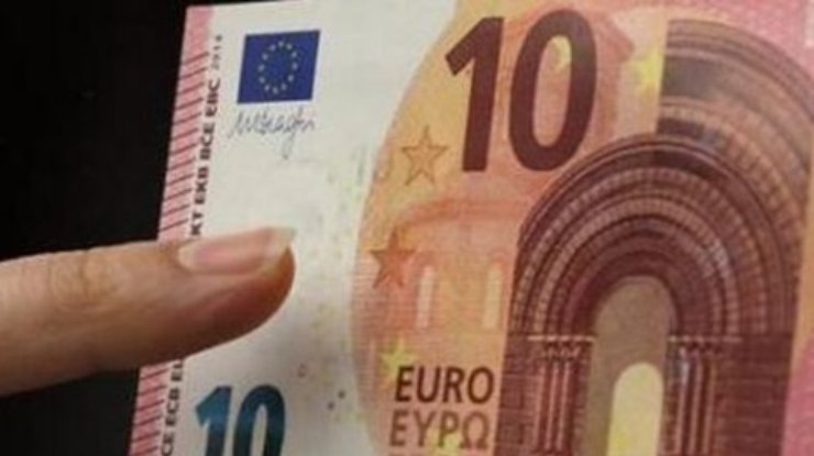 Введены в обращение новые купюры достоинством в 10 евро (фото)