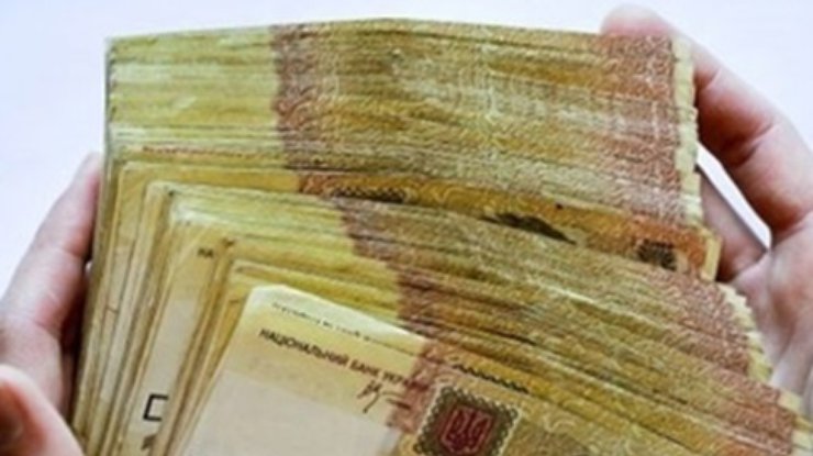 Украинцы забрали из банков уже 104 млрд грн