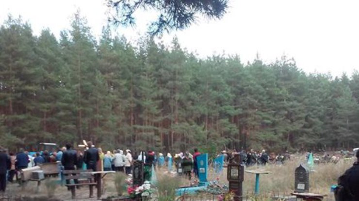 В Старобельске похоронили 27 бойцов батальона "Айдар" (фото)