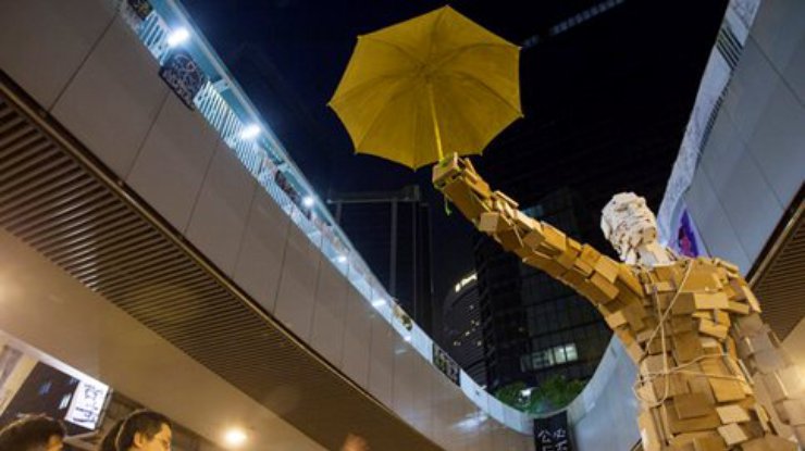В Гонконге установили свой символ революции (фото)