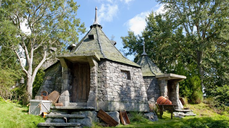 Джоан Роулинг построит дом Хагрида на краю поместья в Шотландии
