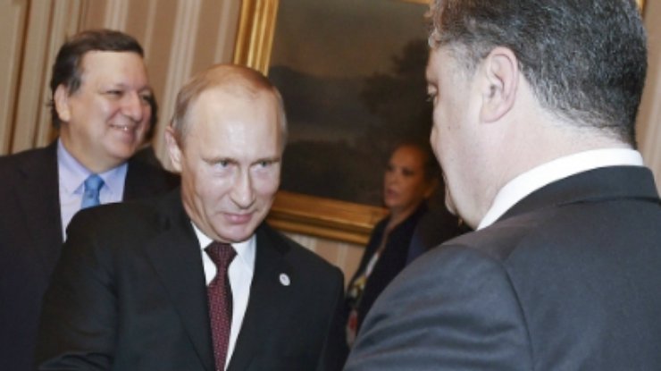 Порошенко призвал Путина немедленно освободить пленную летчицу Савченко