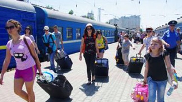 Из Крыма и зоны боев на Донбассе выехало 417 тысяч человек