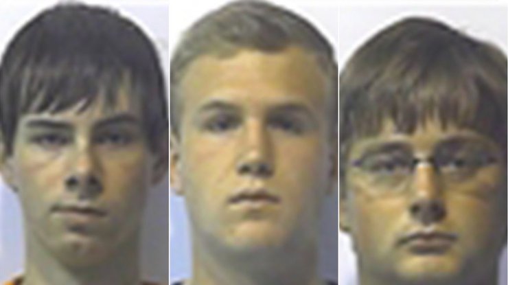 На вечеринке в США 15-летнего мальчика изнасиловали 5 мужчин