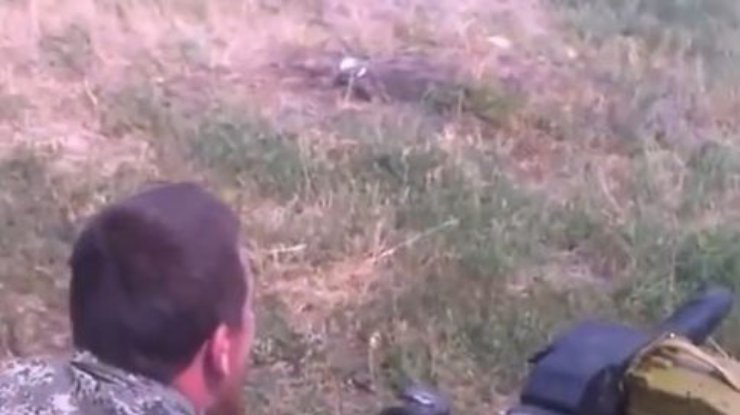 Террорист Моторола шутя обстрелял своих боевиков из гранатомета (видео)